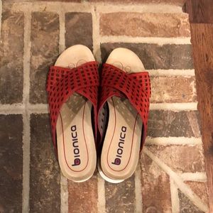 Bionica Pandora slide sandals